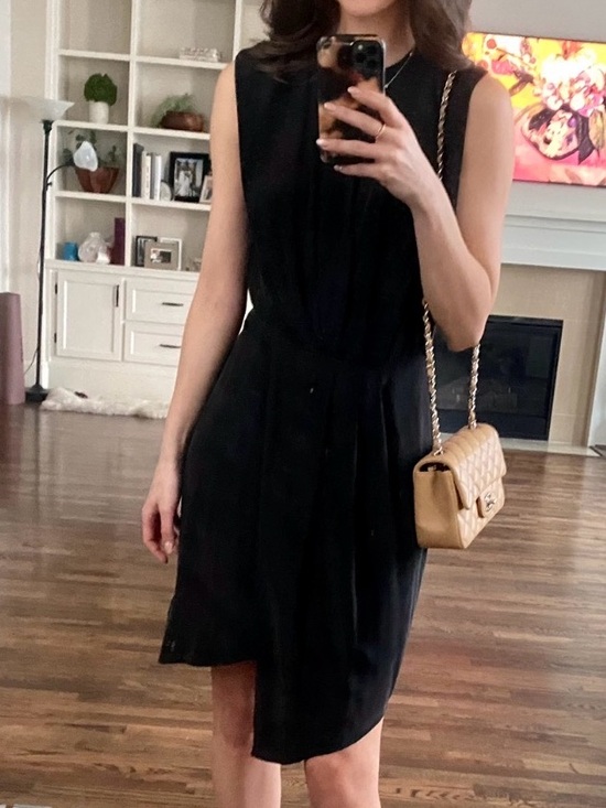 L'AGENCE Dresses & Skirts - L'AGENCE Black Asymmetrical Pleated silk Dress size 2